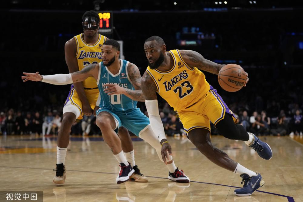 何沐妮在此 何沐妮在此