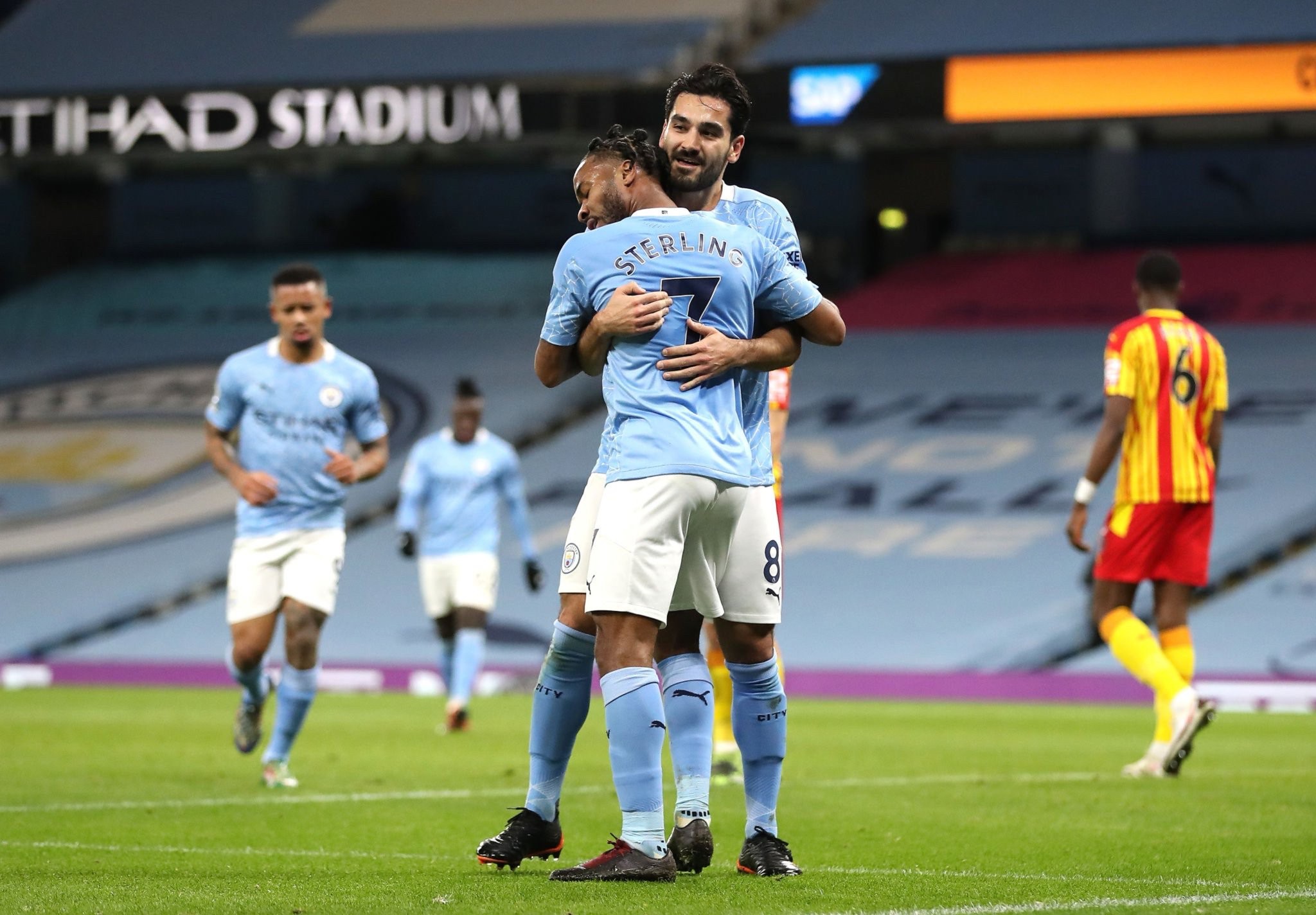 对比其他被 对比其他被